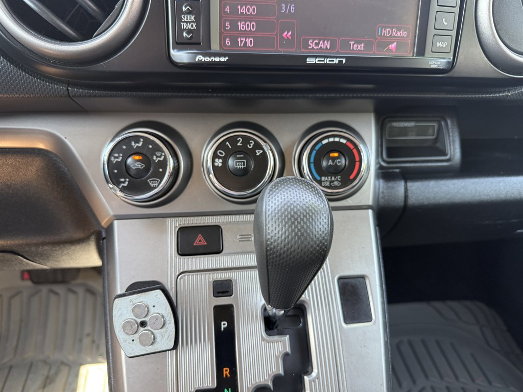 2015 Scion xB Base - Photo 17