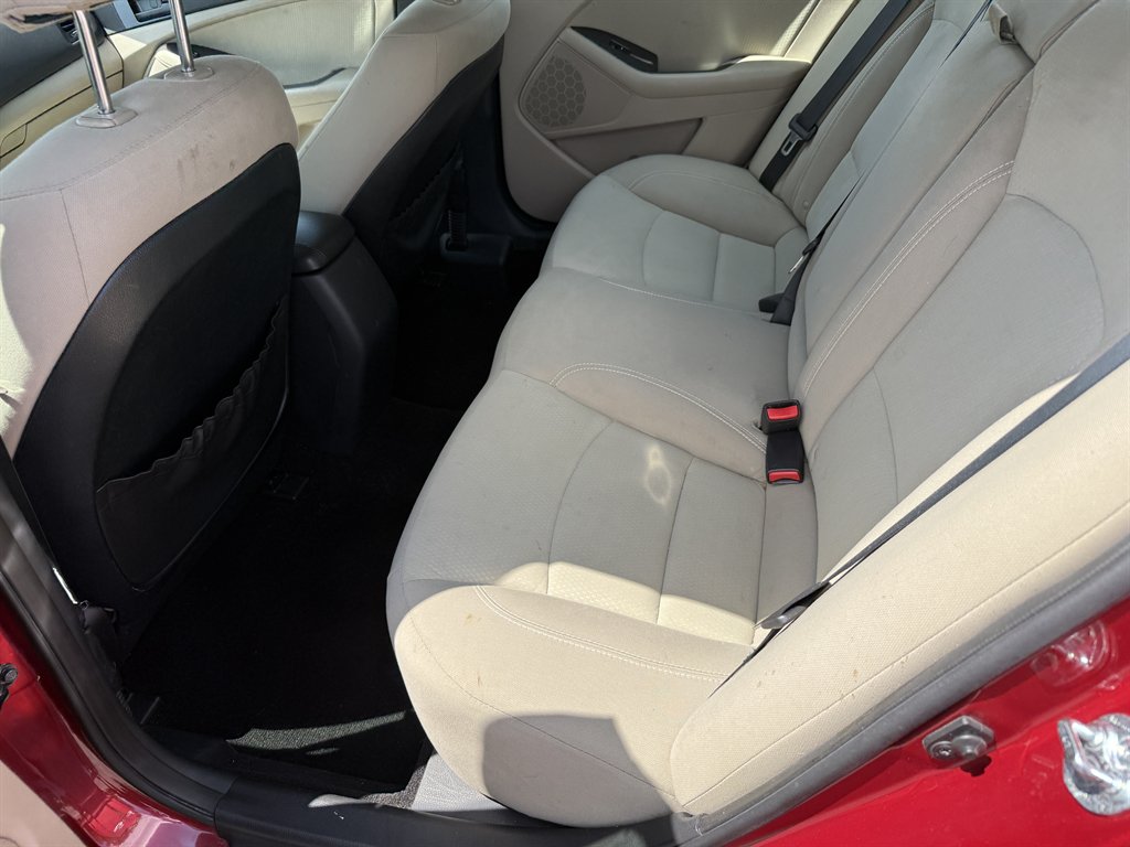 2013 Kia Optima LX - Photo 10